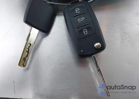 2012 Volkswagen Tiguan Se z USA, uszkodzony, nr VIN WVGAV7AX5CW525983